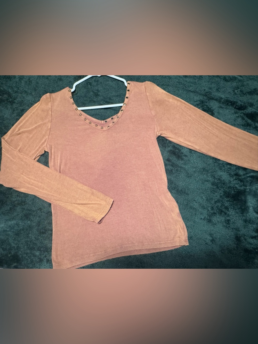 Studded V-Neck Long Sleeve Top - Dusty/burnt orange/copper